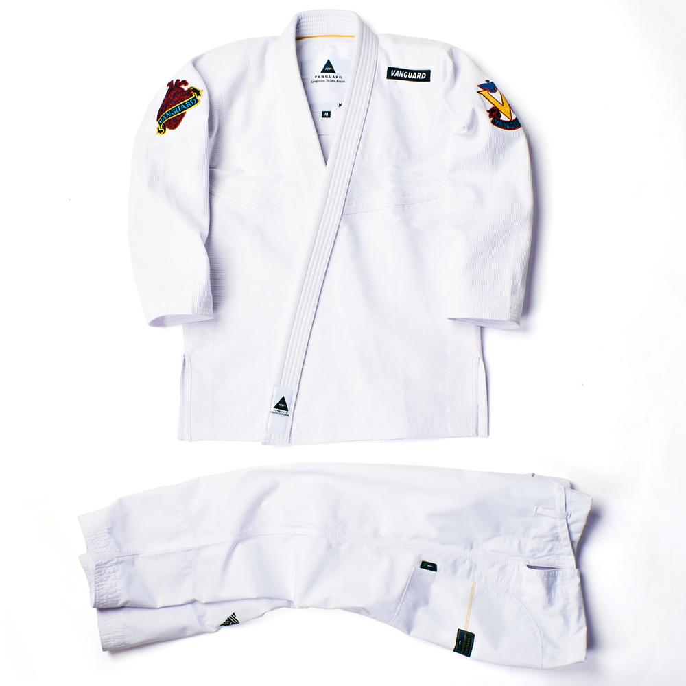 VANGUARD / COMPETITORE 柔術衣 WHITE