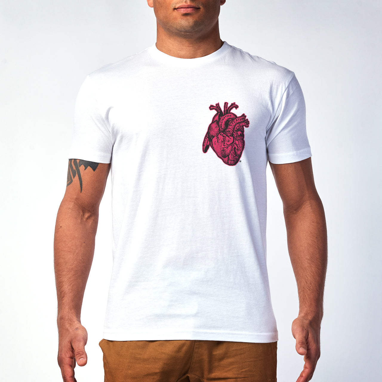 VANGUARD / WITH HEART Tシャツ - WHITE